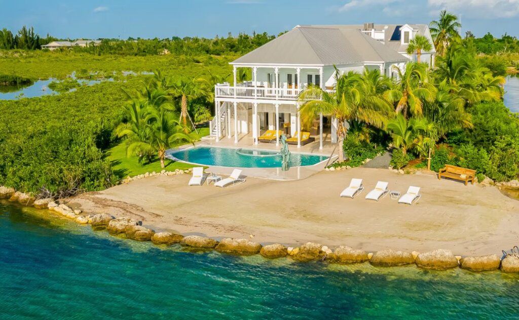 Top-Locations-to-Find-Stunning-Beach-Homes-in-Florida