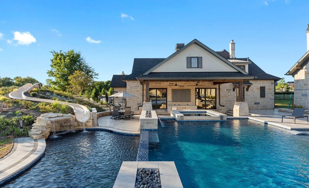 Why-Choose-a-House-in-San-Antonio-with-a-Pool